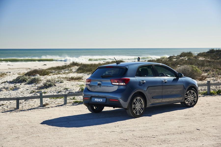  Kia Rio 2017 года  (ZA) (фото 39 из 40)